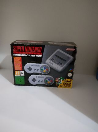 Nintendo Classic Mini+mando + Super Nintendo Class