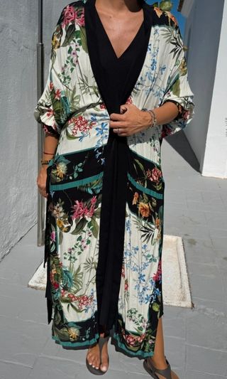 Kimono Zara Estampado Flores