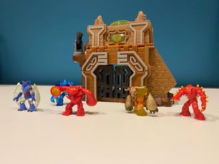 Play-set Gormiti Rocca Macigno + 5 personaggi