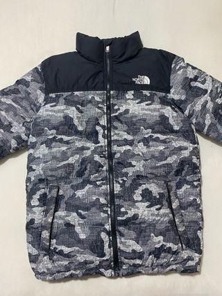 Chaqueta The North Face Camuflaje Gris