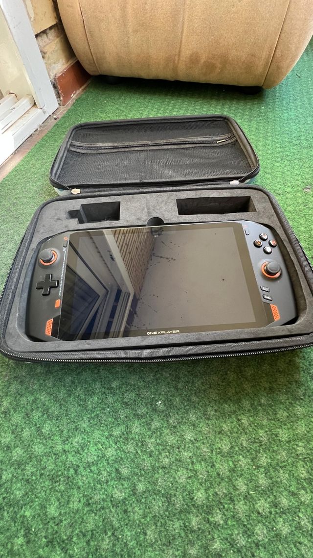 ONE XPLAYER 1s OFERTON