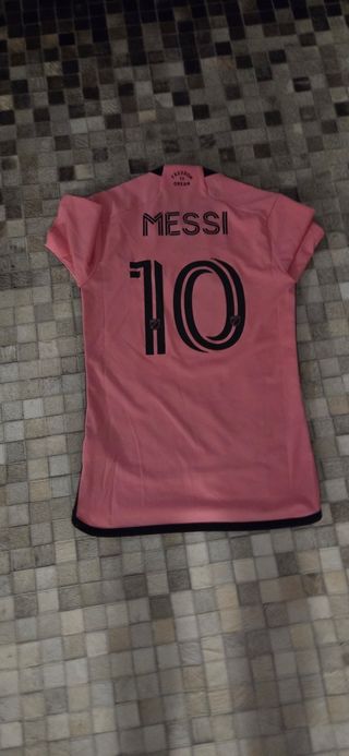 3 camisetas de futbol