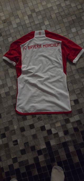 3 camisetas de futbol