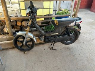 Despiece moto y varias cosas más 