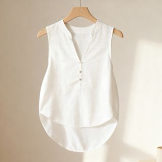 Blusa blanca sin mangas talla M