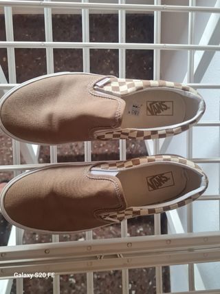 Zapatillas Vans Beige y Marrón Cuadros