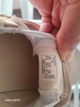 Zapatillas Vans Beige y Marrón Cuadros