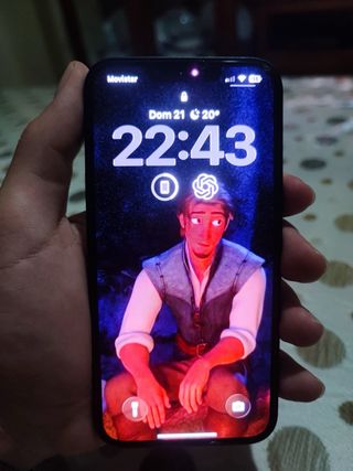 iPhone 13 - Batería 90% 