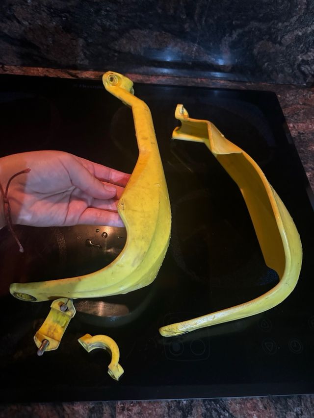 Cubre Manetas Suzuki LTZ Amarillo