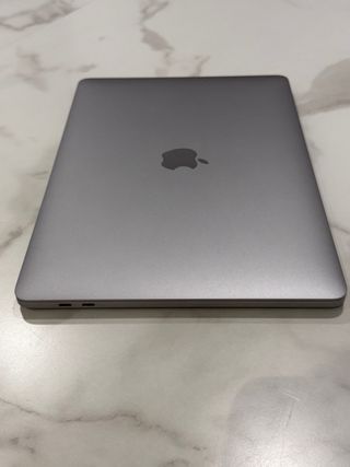 Apple MacBook Pro 13” 256/8GB Touch Bar 2018