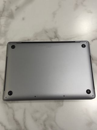 Apple MacBook Pro 13” 256/8GB Touch Bar 2018