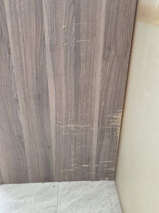 Dos cómodas de madera