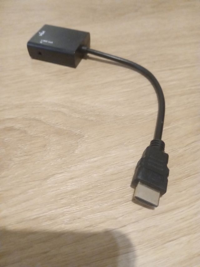 Adaptador VGA a HDMI más audio jack 3,5mm