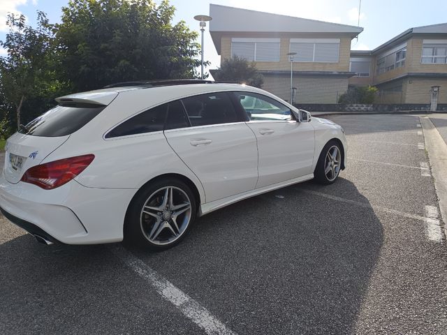 Mercedes-Benz Clase CLA 2015