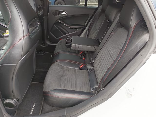 Mercedes-Benz Clase CLA 2015