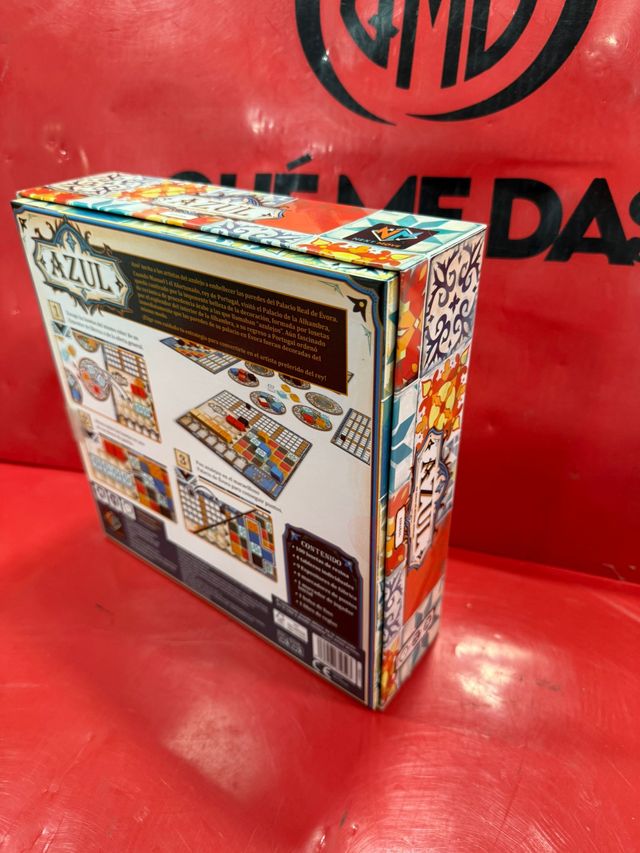 Juego de Mesa Azul de Michael Kiesling, Nuevo.