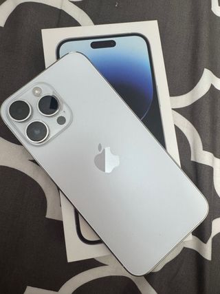 Se vende iPhone 14 Pro Max Plateado 128GB
