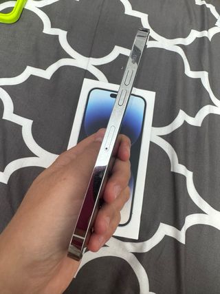 Se vende iPhone 14 Pro Max Plateado 128GB