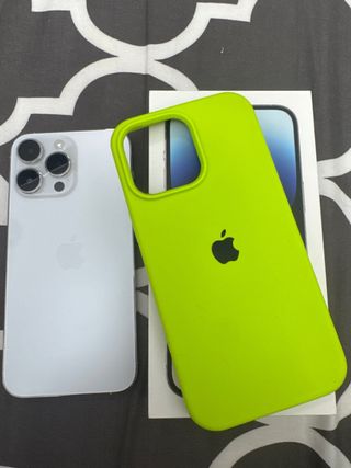 Se vende iPhone 14 Pro Max Plateado 128GB