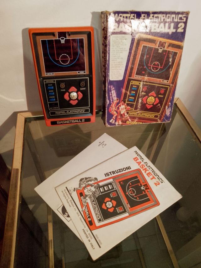 Mattel Electronics Basketball 2 Gioco Elettronico