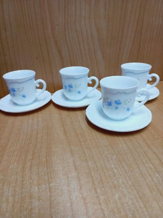 Juego de 4 tazas de café de porcelana