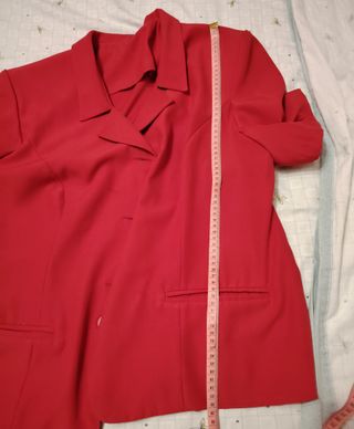 Traje de chaqueta y falda rojo talla 52