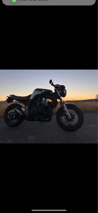 Yamaha FZ600 Cafe Racer