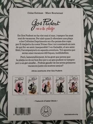 Gos Pudent va a la platja