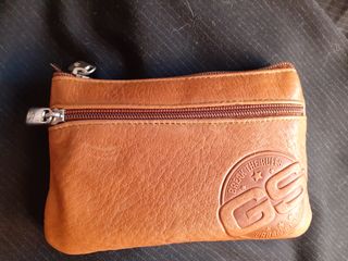 Cartera de piel GS