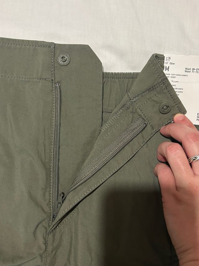 Shorts Cargo Uniqlo Talla M Verde Oliva