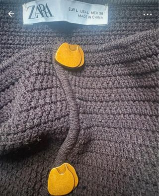 Top Zara palabra de honor botones dorados