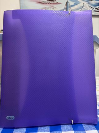 Archivador morado