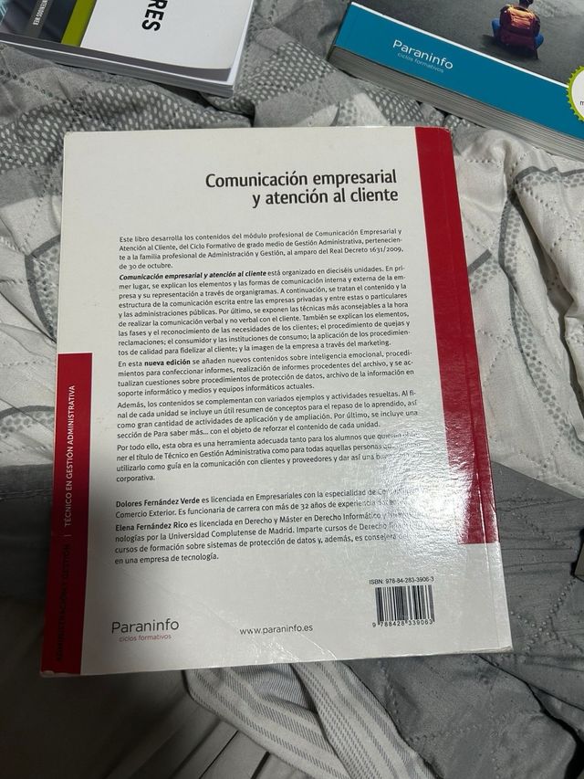 Comunicación empresarial y atención al cliente ...