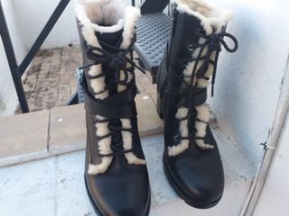 Botas EGG negras con pelo