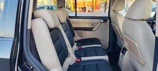 Volkswagen Touran 2012 2.0 Bluemotion automático.