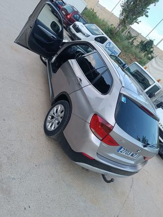BMW X1 2011