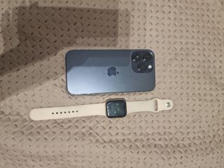 iPhone 14 Pro Max Morado