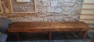 Bancos de madera maciza