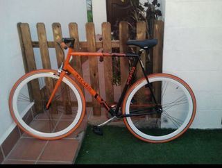 Bicicleta Fixie Macario Naranja