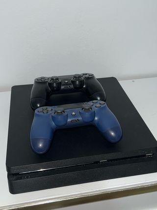 PS4 Slim 500GB + 2 Mandos