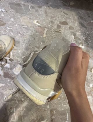 Nike Air Jordan 4 Retro Beige