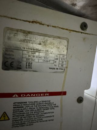 Amasadora industrial uso muy poco es de 10L