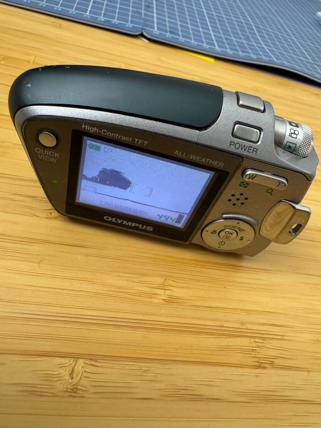 Olympus μ-mini Cámara Digital