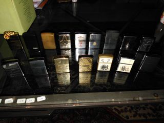 Collezione di accendini Zippo