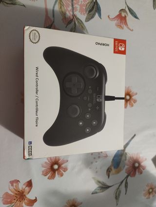 HORIPAD Nintendo Switch sin abrir