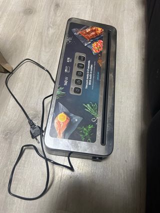 Envasadora al vacío Cecotec 140W