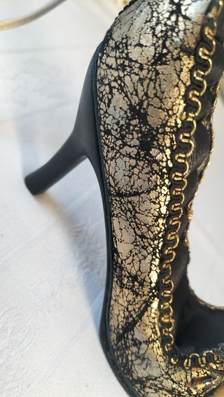 Zapato decorativo organizador de anillos antiguo