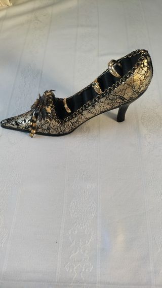 Zapato decorativo organizador de anillos antiguo