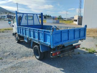 Nissan Cabstar Volquete