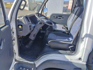 Nissan Cabstar Volquete